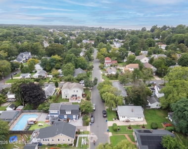 92 Asbury Avenue - Photo Thumbnail 23