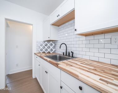 92 Asbury Avenue - Photo Thumbnail 10