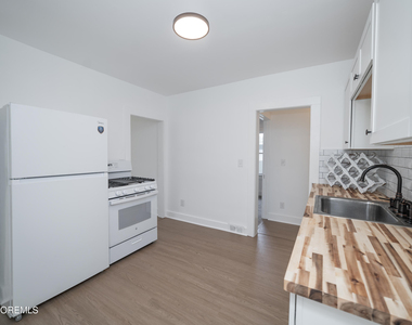 92 Asbury Avenue - Photo Thumbnail 9