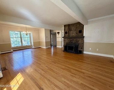 169 Kings Highway - Photo Thumbnail 4
