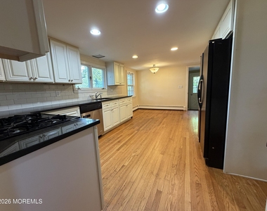 169 Kings Highway - Photo Thumbnail 3