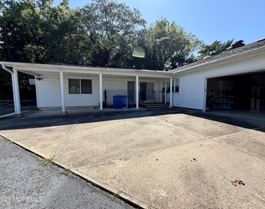 167 Kings Highway - Photo Thumbnail 10