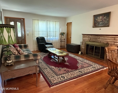 167 Kings Highway - Photo Thumbnail 7