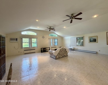 167 Kings Highway - Photo Thumbnail 1