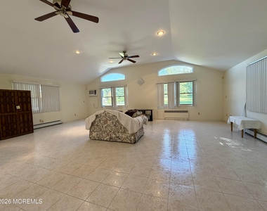 167 Kings Highway - Photo Thumbnail 2