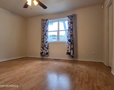 2604 Dogwood Court - Photo Thumbnail 13