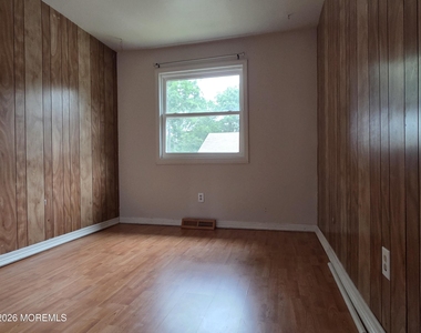 2604 Dogwood Court - Photo Thumbnail 10