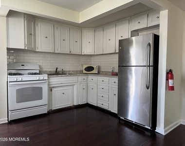 410 2nd Avenue - Photo Thumbnail 1