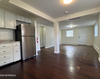 410 2nd Avenue - Photo Thumbnail 3