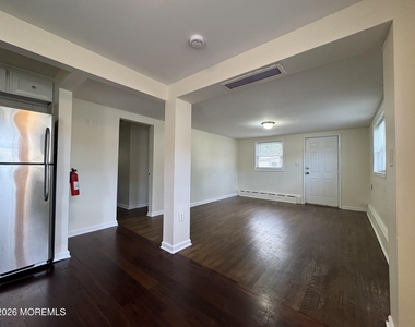 410 2nd Avenue - Photo Thumbnail 2