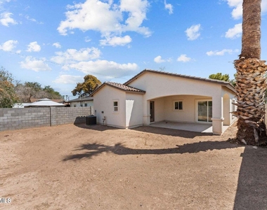 414 E Eason Avenue - Photo Thumbnail 14