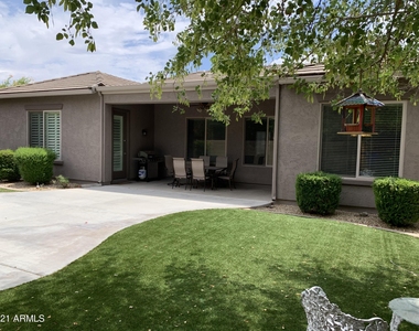 1608 W White Feather Lane - Photo Thumbnail 37