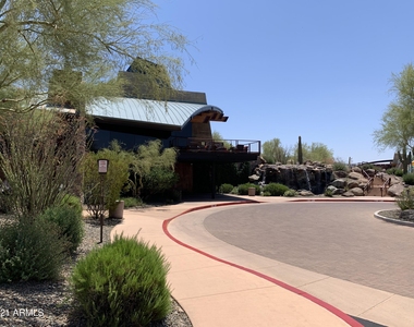 1608 W White Feather Lane - Photo Thumbnail 57