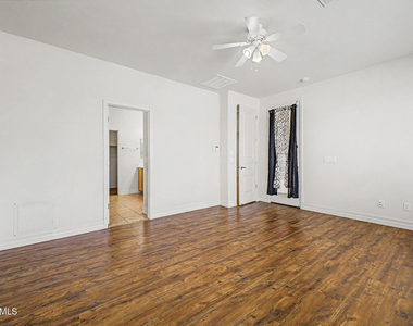 1918 E Indigo Court - Photo Thumbnail 19