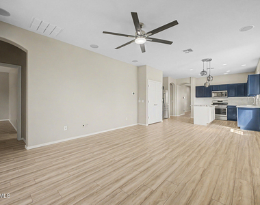 15207 W Windward Avenue - Photo Thumbnail 8