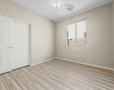 15207 W Windward Avenue - Photo Thumbnail 19