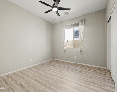 15207 W Windward Avenue - Photo Thumbnail 23