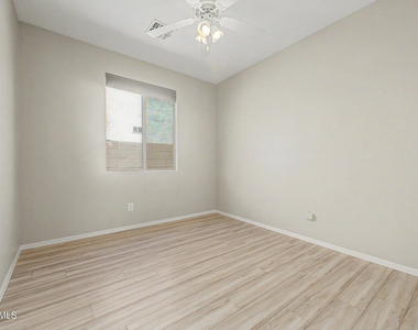 15207 W Windward Avenue - Photo Thumbnail 21