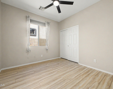 15207 W Windward Avenue - Photo Thumbnail 24