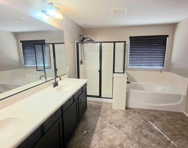 4065 S Harlan -- - Photo Thumbnail 12
