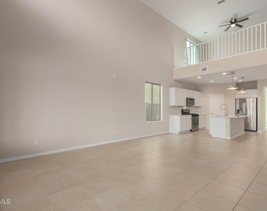 19740 W Palo Verde Drive - Photo Thumbnail 8