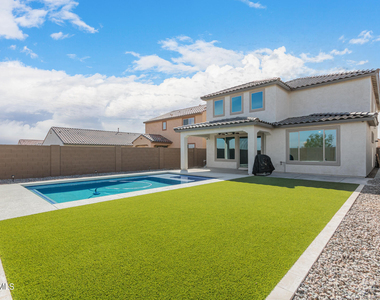 19740 W Palo Verde Drive - Photo Thumbnail 42