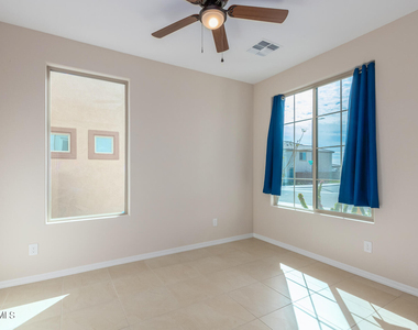 19740 W Palo Verde Drive - Photo Thumbnail 23