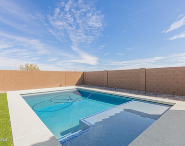 19740 W Palo Verde Drive - Photo Thumbnail 37
