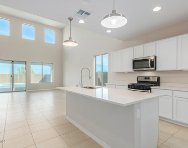 19740 W Palo Verde Drive - Photo Thumbnail 14