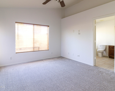 9828 E Knowles Avenue - Photo Thumbnail 8