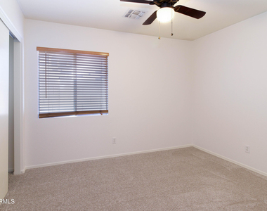 9828 E Knowles Avenue - Photo Thumbnail 11