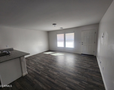158 W Taylor Avenue - Photo Thumbnail 3