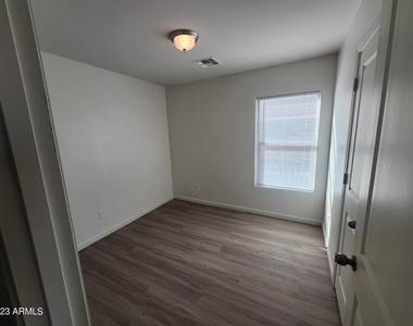158 W Taylor Avenue - Photo Thumbnail 7