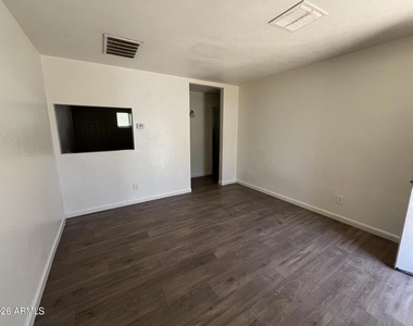 375 N Nevada Street - Photo Thumbnail 1