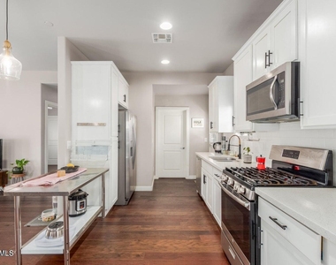1645 W Willetta Street - Photo Thumbnail 10
