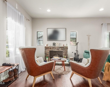 1645 W Willetta Street - Photo Thumbnail 4