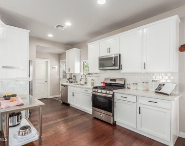 1645 W Willetta Street - Photo Thumbnail 9