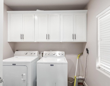1645 W Willetta Street - Photo Thumbnail 26