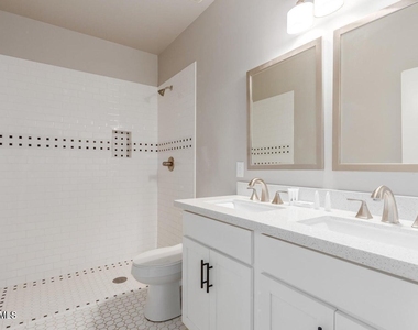 1645 W Willetta Street - Photo Thumbnail 23