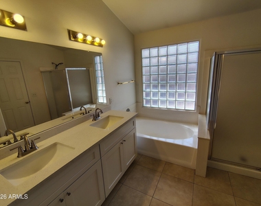 4303 E Cathedral Rock Drive - Photo Thumbnail 14