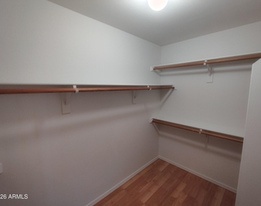 4303 E Cathedral Rock Drive - Photo Thumbnail 16
