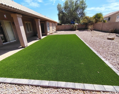 4303 E Cathedral Rock Drive - Photo Thumbnail 26