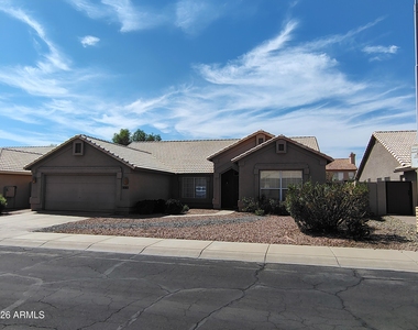 4303 E Cathedral Rock Drive - Photo Thumbnail 1