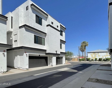 3215 E Flower Street - Photo Thumbnail 3
