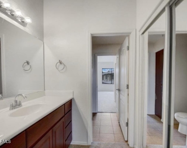 705 W Queen Creek Road - Photo Thumbnail 19