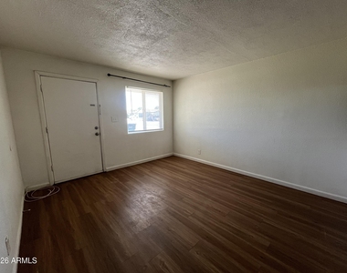 371 N Nevada Street - Photo Thumbnail 2