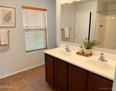 2595 S Southwind Drive - Photo Thumbnail 7