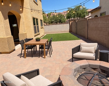 2595 S Southwind Drive - Photo Thumbnail 8
