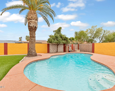 1601 W Marco Polo Road - Photo Thumbnail 15