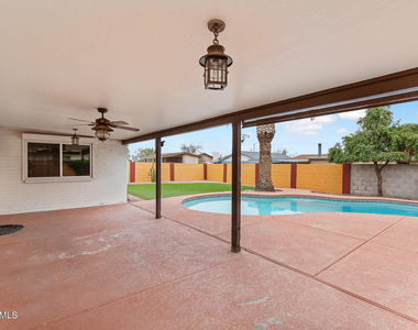 1601 W Marco Polo Road - Photo Thumbnail 14